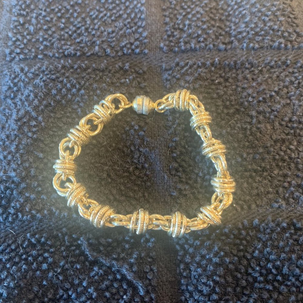 Gold Circle Bracelet